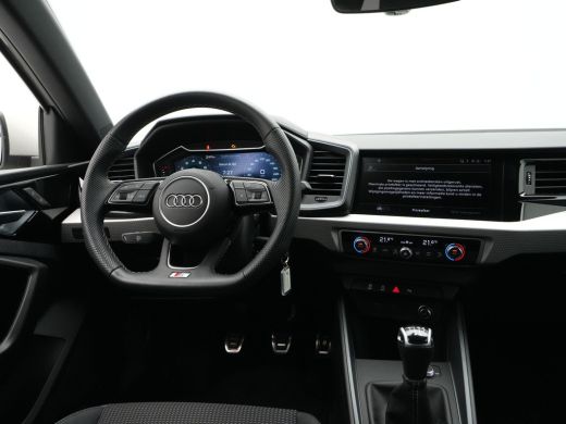 Audi A1 Sportback Sportback 25 TFSI S Line edition Navi via App Clima Pdc Led ActivLease financial lease
