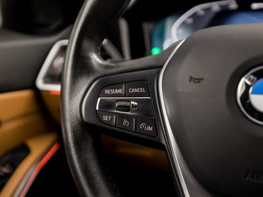 BMW 3 Serie 330e Sportline 293Pk Automaat (APPLE CARPLAY, GROOT NAVI, ZWART HEMEL, COGNAC LEDER, CAMERA, STOE... ActivLease financial lease