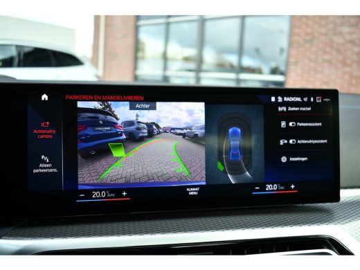 BMW 3 Serie 330e xDrive M-Sport Pro Pano M-zetels ACC HUD 19inch El-klep ActivLease financial lease