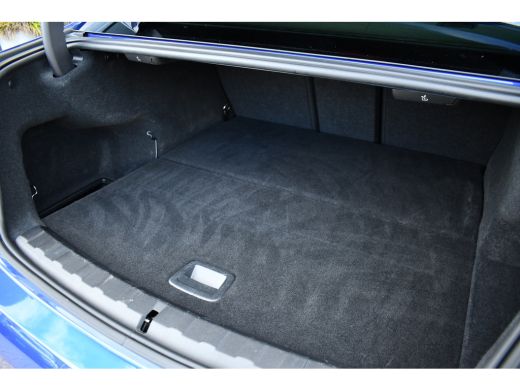 BMW 3 Serie 330e xDrive M-Sport Pro Pano M-zetels ACC HUD 19inch El-klep ActivLease financial lease