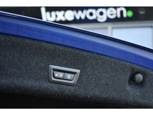 BMW 3 Serie 330e xDrive M-Sport Pro Pano M-zetels ACC HUD 19inch El-klep ActivLease financial lease