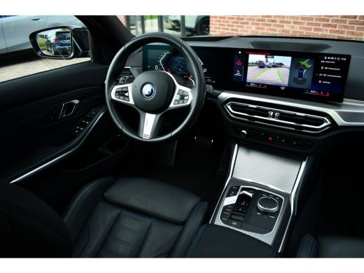 BMW 3 Serie Touring 330e xDrive M-Sport Pro Pano M-zetels ACC HUD 19inch El-klep ActivLease financial lease
