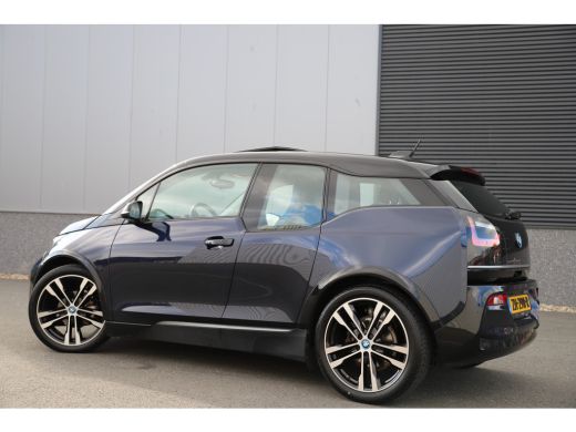 BMW i3 S 184pk Executive 120Ah 42 kWh/Sunroof/W-pomp/Camera/3-fase/20" ActivLease financial lease