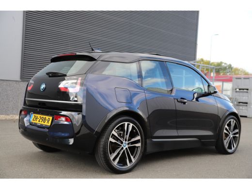 BMW i3 S 184pk Executive 120Ah 42 kWh/Sunroof/W-pomp/Camera/3-fase/20" ActivLease financial lease