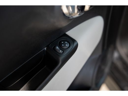 Fiat 500 1.0 Hybrid Dolcevita | Panoramadak | Aplpe Carplay & Android Auto | Lichtmetalen velgen | Airco |... ActivLease financial lease