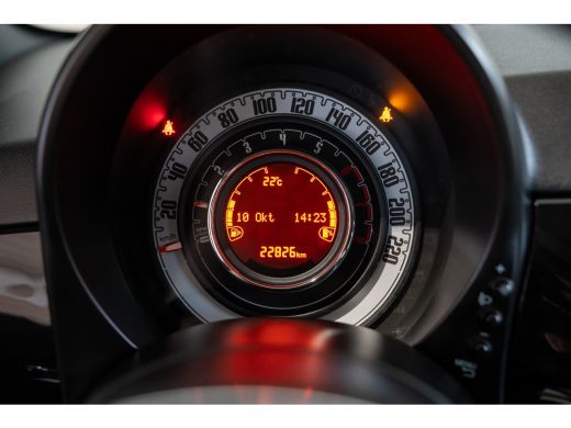 Fiat 500 1.0 Hybrid Dolcevita | Panoramadak | Aplpe Carplay & Android Auto | Lichtmetalen velgen | Airco |... ActivLease financial lease