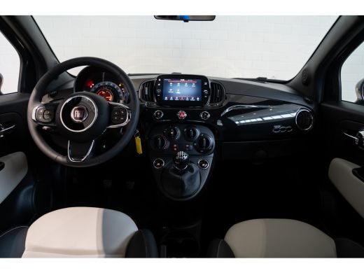 Fiat 500 1.0 Hybrid Dolcevita | Panoramadak | Aplpe Carplay & Android Auto | Lichtmetalen velgen | Airco |... ActivLease financial lease
