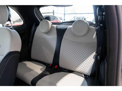 Fiat 500 1.0 Hybrid Dolcevita | Panoramadak | Aplpe Carplay & Android Auto | Lichtmetalen velgen | Airco |... ActivLease financial lease