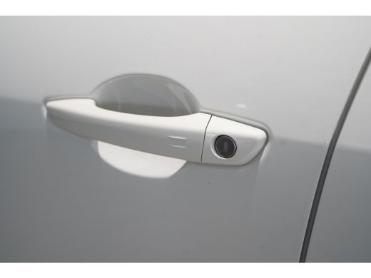 Fiat 600 1.2 Hybrid La Prima | Achteruitrijcamera | Apple Carplay/Android Auto|telefoonintegratie premium ... ActivLease financial lease