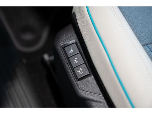 Fiat 600 1.2 Hybrid La Prima | Achteruitrijcamera | Apple Carplay/Android Auto|telefoonintegratie premium ... ActivLease financial lease