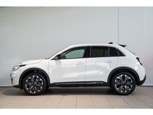 Fiat 600 1.2 Hybrid La Prima | Achteruitrijcamera | Apple Carplay/Android Auto|telefoonintegratie premium ... ActivLease financial lease