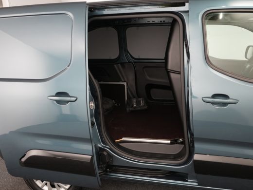 Fiat E-Doblò 136 L1 50 kWh | Cruise control ActivLease financial lease