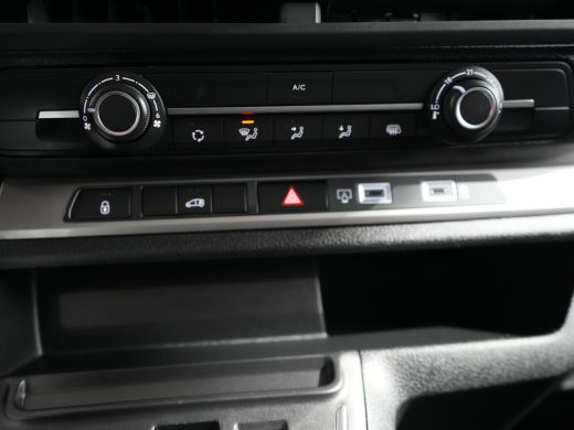 Fiat E-Scudo L3 75 kWh | 11 kW lader | Airco | Apple Carplay/Android Auto|telefoonintegratie premium ActivLease financial lease