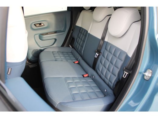 Fiat Grande Panda 1.2 Hybrid La Prima / Navigatie / Camera / Parkeersensoren / Carplay / Draadloos Telefoonlader / ... ActivLease financial lease