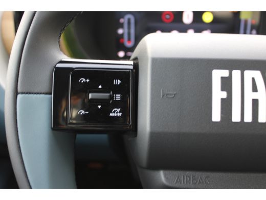 Fiat Grande Panda 1.2 Hybrid La Prima / Navigatie / Camera / Parkeersensoren / Carplay / Draadloos Telefoonlader / ... ActivLease financial lease