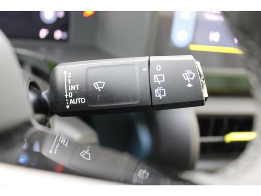 Fiat Grande Panda 1.2 Hybrid La Prima / Navigatie / Camera / Parkeersensoren / Carplay / Draadloos Telefoonlader / ... ActivLease financial lease