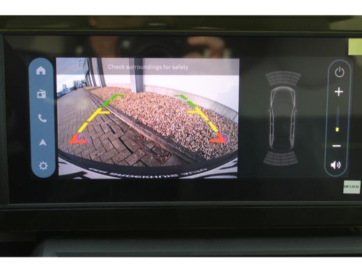 Fiat Grande Panda 1.2 Hybrid La Prima / Navigatie / Camera / Parkeersensoren / Carplay / Draadloos Telefoonlader / ... ActivLease financial lease