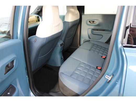 Fiat Grande Panda 1.2 Hybrid La Prima / Navigatie / Camera / Parkeersensoren / Carplay / Draadloos Telefoonlader / ... ActivLease financial lease