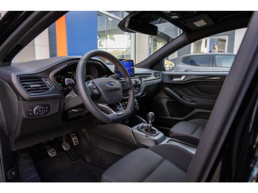Ford Focus 1.0 EcoBoost Hybrid ST Line X Business | Achteruitrijcamera | Apple Carplay/Android Auto|telefoon... ActivLease financial lease