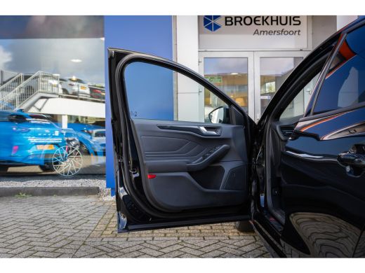 Ford Focus 1.0 EcoBoost Hybrid ST Line X Business | Achteruitrijcamera | Apple Carplay/Android Auto|telefoon... ActivLease financial lease