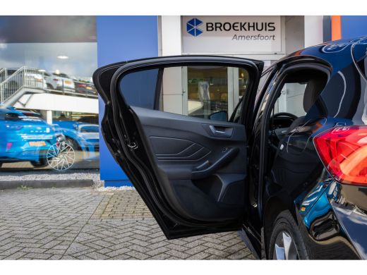 Ford Focus 1.0 EcoBoost Hybrid ST Line X Business | Achteruitrijcamera | Apple Carplay/Android Auto|telefoon... ActivLease financial lease