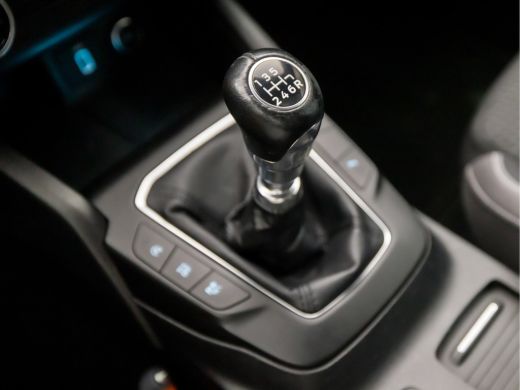 Ford Focus 1.0 EcoBoost Sport (APPLE CARPLAY, GROOT NAVI, LANE ASSIST, GETINT GLAS, SPORTSTOELEN, CRUISE, PA... ActivLease financial lease