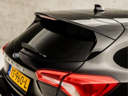 Ford Focus 1.0 EcoBoost Sport (APPLE CARPLAY, GROOT NAVI, LANE ASSIST, GETINT GLAS, SPORTSTOELEN, CRUISE, PA... ActivLease financial lease