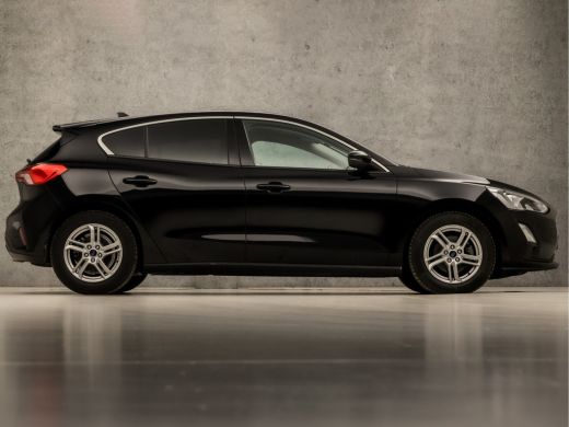 Ford Focus 1.0 EcoBoost Sport (APPLE CARPLAY, GROOT NAVI, LANE ASSIST, GETINT GLAS, SPORTSTOELEN, CRUISE, PA... ActivLease financial lease