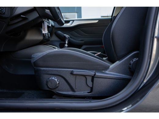 Ford Focus 1.0 EcoBoost Trend Edition Business | Camera | Stoel/stuur verwarming | Apple Carplay/Android Aut... ActivLease financial lease