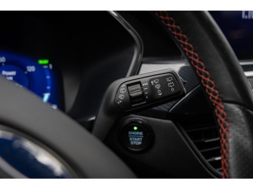 Ford Kuga 2.5 PHEV ST-Line | Trekhaak | Winterpakket | driver-assistance-pack | | Apple Carplay/Android Aut... ActivLease financial lease