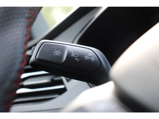 Ford Kuga 2.5 PHEV ST-Line X | TREKHAAK | LEDER | DEALER OH! | HEAD-UP | WINTERPACK | ELEKTR. STOEL | DODE ... ActivLease financial lease