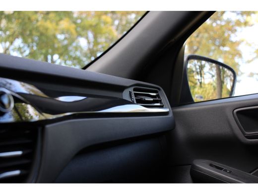 Ford Kuga 2.5 PHEV ST-Line X | TREKHAAK | LEDER | DEALER OH! | HEAD-UP | WINTERPACK | ELEKTR. STOEL | DODE ... ActivLease financial lease