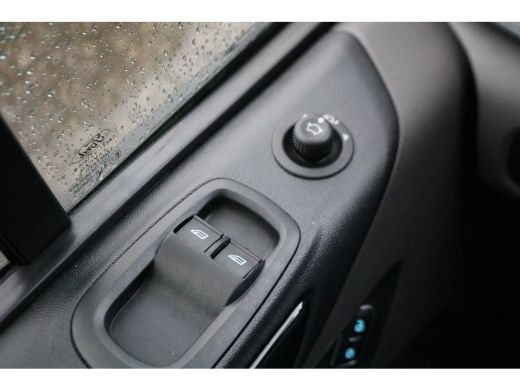 Ford Transit Custom 2.0 TDci 130pk L2 H1 Limited ActivLease financial lease