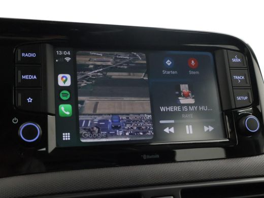 Hyundai i10 1.0 AUTOMAAT COMFORT 5-ZITS + APPLE CARPLAY | DAB+ | CRUISE CONTROL | TWO-TONE WIT/ZWART ActivLease financial lease