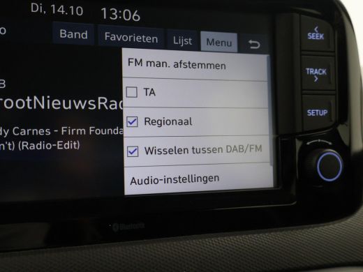 Hyundai i10 1.0 AUTOMAAT COMFORT 5-ZITS + APPLE CARPLAY | DAB+ | CRUISE CONTROL | TWO-TONE WIT/ZWART ActivLease financial lease