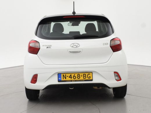 Hyundai i10 1.0 AUTOMAAT COMFORT 5-ZITS + APPLE CARPLAY | DAB+ | CRUISE CONTROL | TWO-TONE WIT/ZWART ActivLease financial lease