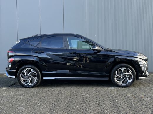 Hyundai Kona 1.6 GDI 140pk HEV N-Line Sky | Premium audio | 360 camera | Bestuurdersstoel met geheugen | Adapt... ActivLease financial lease