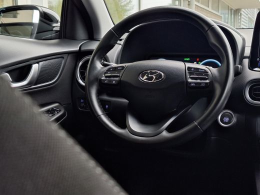Hyundai Kona 1.6 GDI HEV Fashion | Apple Carplay/Android Auto | Achteruitrijcamera | Lichtmetalen velgen | Cli... ActivLease financial lease