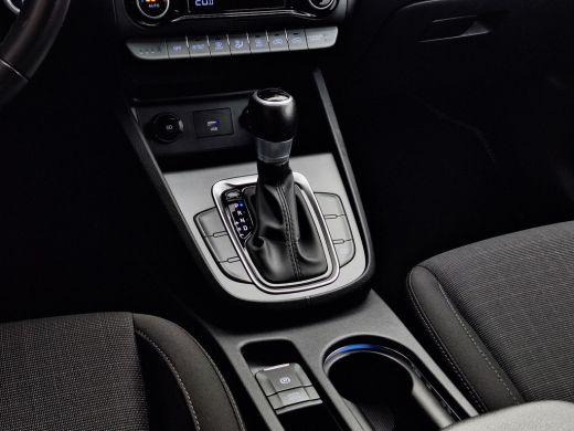 Hyundai Kona 1.6 GDI HEV Fashion | Apple Carplay/Android Auto | Achteruitrijcamera | Lichtmetalen velgen | Cli... ActivLease financial lease