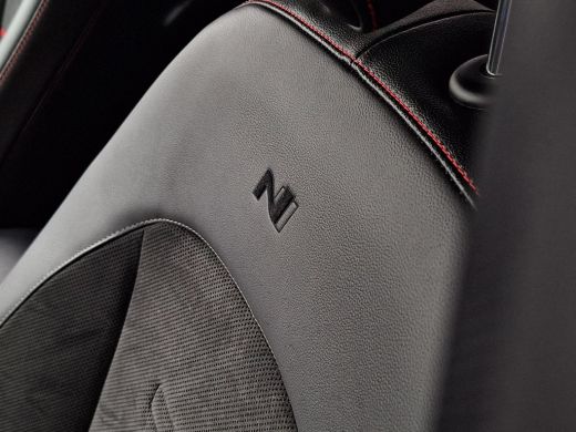 Hyundai Kona 1.6 GDI HEV N Line Sky | Apple Carplay/Android Auto | Elektrische verstelbare stoelen met geheuge... ActivLease financial lease