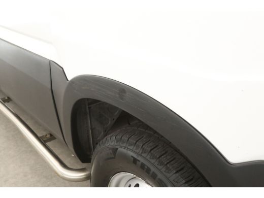 Iveco Daily 35S12V 2.3 410 L4H2 | Automaat | 3500kg Trekgew. | Trekhaak | Airco | Cruise | 3-Zits ActivLease financial lease