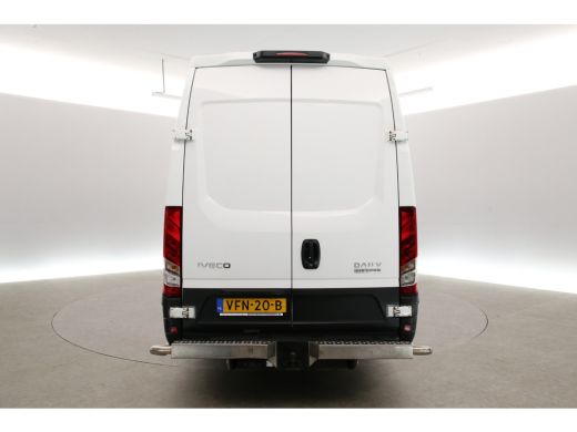 Iveco Daily 35S12V 2.3 410 L4H2 | Automaat | 3500kg Trekgew. | Trekhaak | Airco | Cruise | 3-Zits ActivLease financial lease