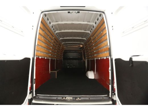 Iveco Daily 35S12V 2.3 410 L4H2 | Automaat | 3500kg Trekgew. | Trekhaak | Airco | Cruise | 3-Zits ActivLease financial lease