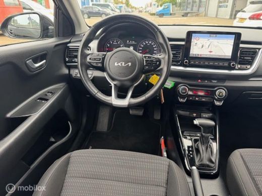 Kia Stonic 1.0 T 120PK MHEV DynamicLine Automaat , Hoge instap , Velgen , Navigatie & Apple carplay & Androi... ActivLease financial lease