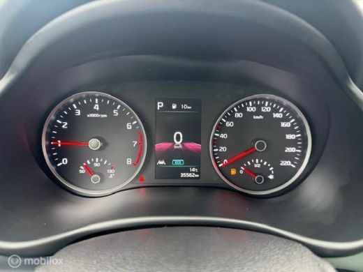 Kia Stonic 1.0 T 120PK MHEV DynamicLine Automaat , Hoge instap , Velgen , Navigatie & Apple carplay & Androi... ActivLease financial lease