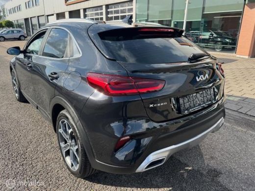Kia XCeed 1.6 PHEV Dynamicline Automaat 60 km volledig elektrisch , hierna Hybride aandrijving , zeer gunst... ActivLease financial lease