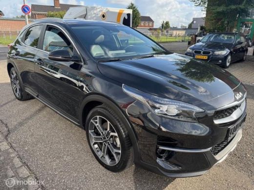 Kia XCeed 1.6 PHEV Dynamicline Automaat 60 km volledig elektrisch , hierna Hybride aandrijving , zeer gunst... ActivLease financial lease