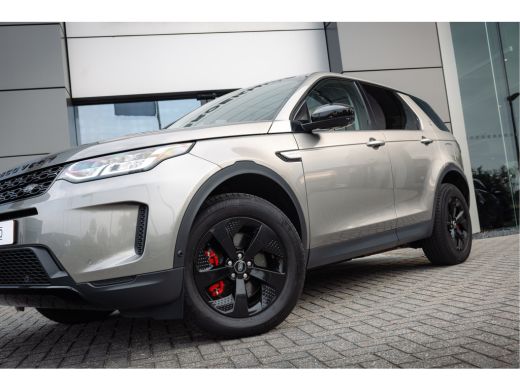 Land Rover Discovery Sport P300e PHEV AWD AUT | Black Pack | Afneembare trekhaak | Panoramadak | 360gr Camera | ActivLease financial lease