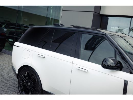 Land Rover Range Rover P460e HSE | 23 Inch Gloss Black | Shadow Pack | El.trekhaak | Pano | Head-up | Softclos ActivLease financial lease