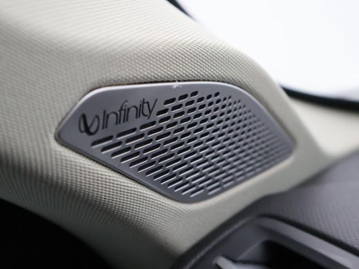 Lynk & Co 01 1.5 261 PK HYBRID AUT. + TREKHAAK 1800 KG | PREMIUM AUDIO | OPEN DAK | ADAPTIVE CRUISE | 20 INCH LMV ActivLease financial lease